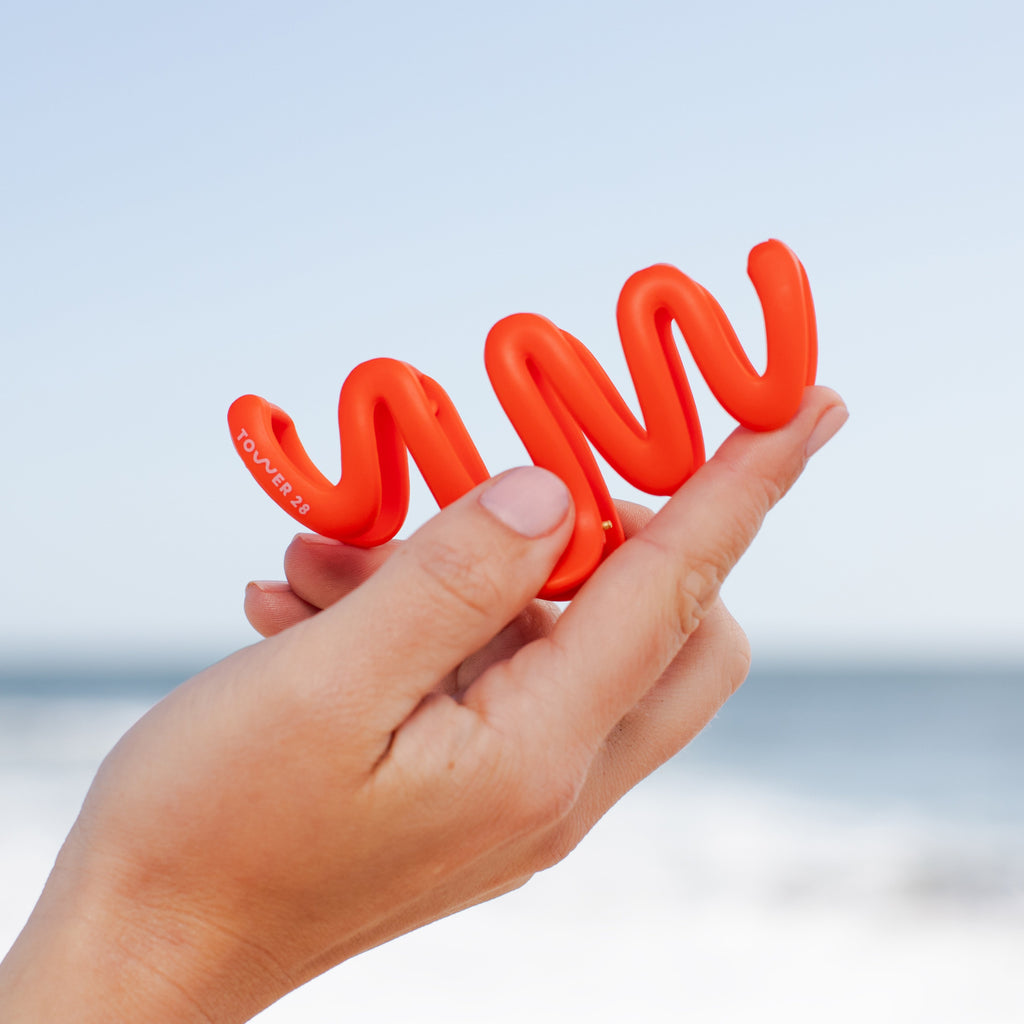The ‘W’ Claw Clip O6